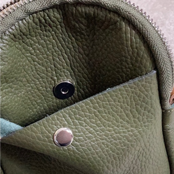 NWT, DIVNA FIRENZA, CROSSBODY LEATHER  BAG - Picture 9 of 16